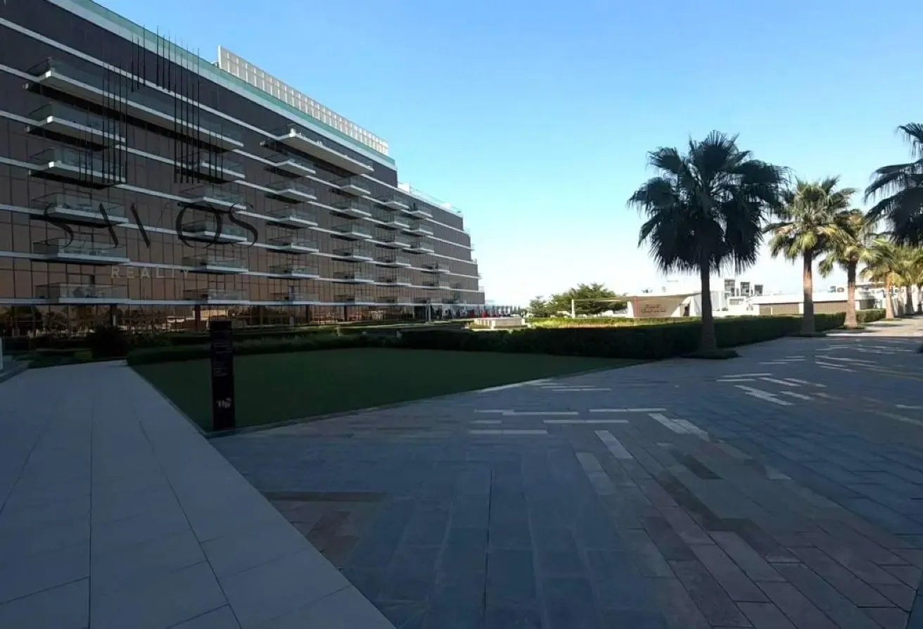 Luxury 2BR | Beach Access |  Semi Furnished