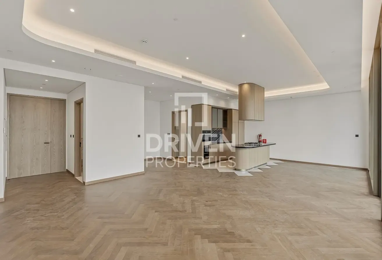 Selling at OP | Unique Layout | Full Canal View