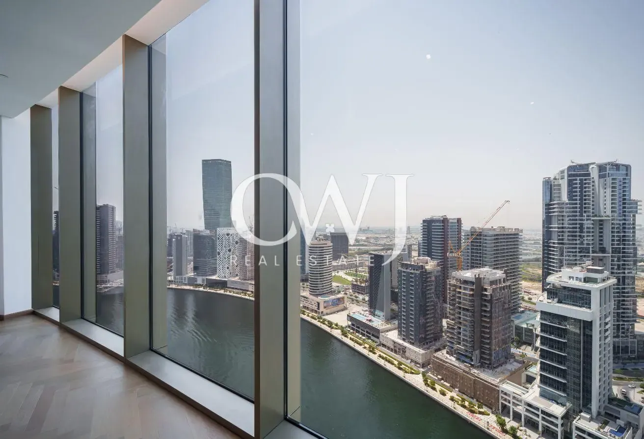 Best Layout | Canal View | Multiple Options