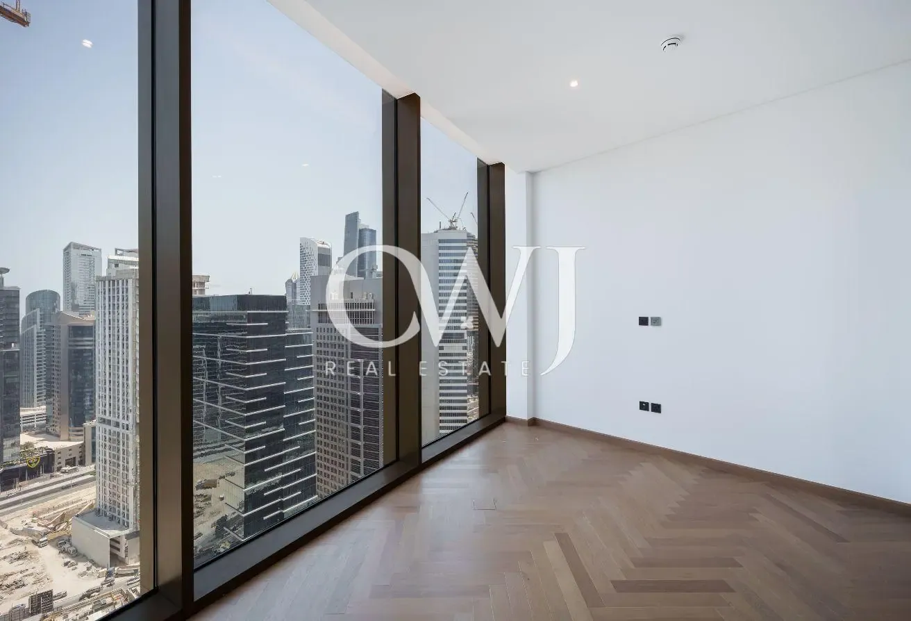 Best Layout | Canal View | Multiple Options