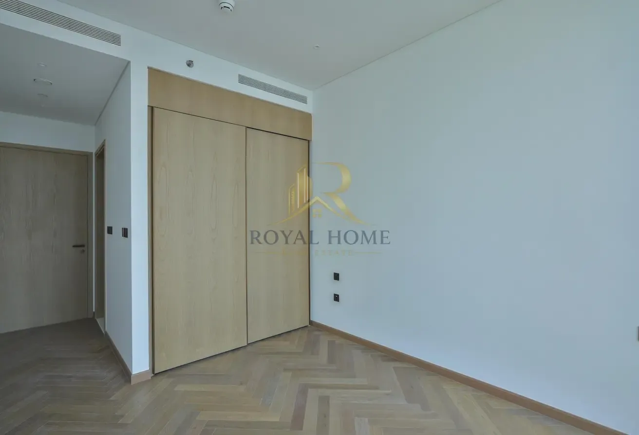 Bright Unit | Vacant OT | Motivated Seller