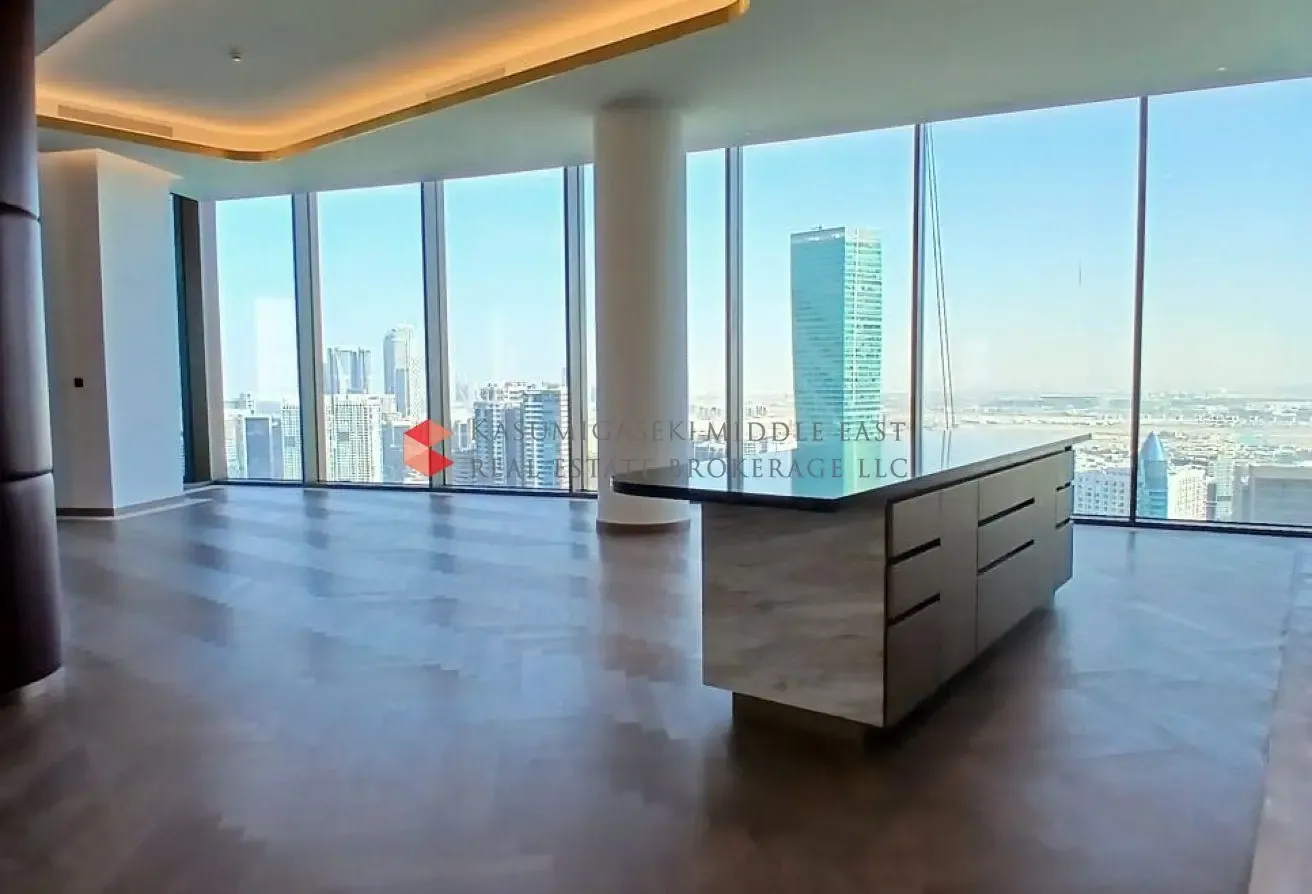 Luxury Penthouse | Panoramic Elevated Living