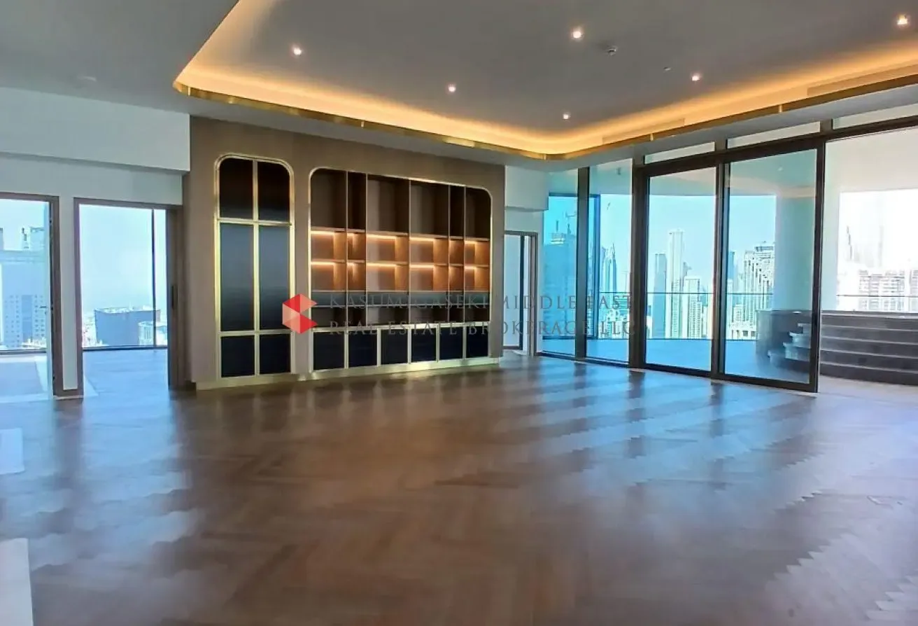 Luxury Penthouse | Panoramic Elevated Living