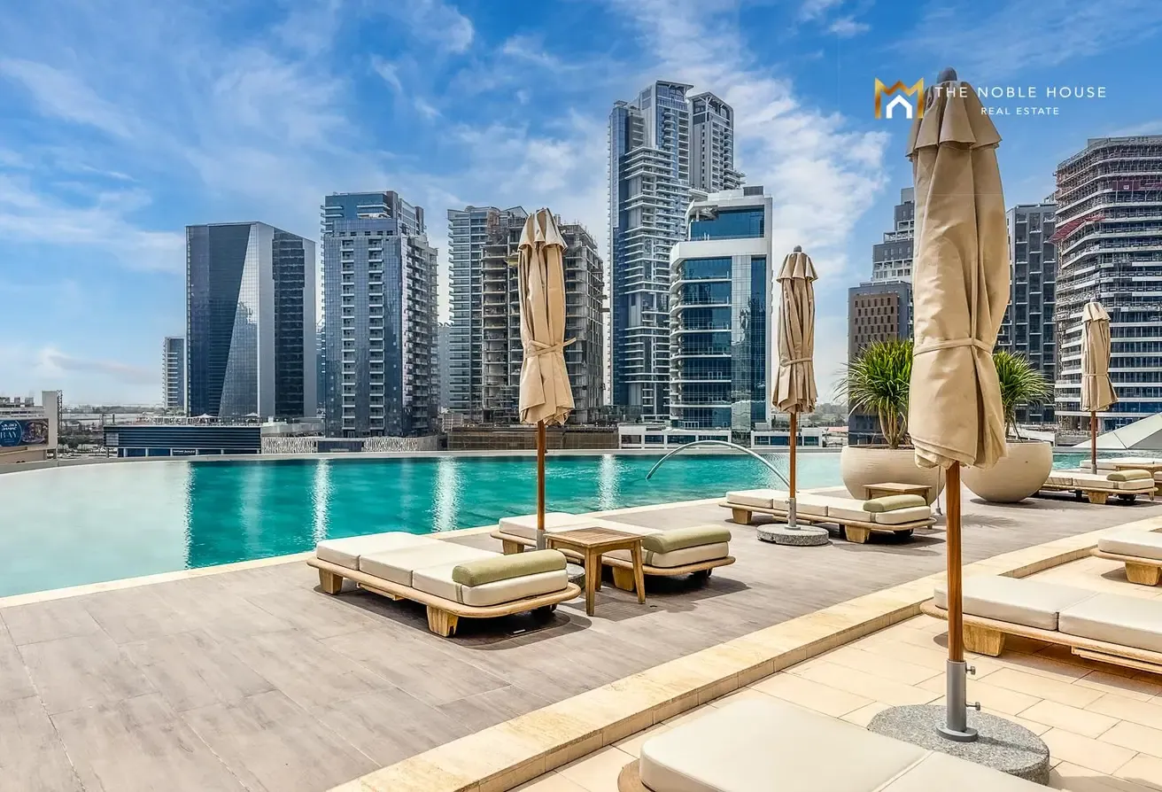 Luxurious 3BR Modern High-Floor Unit
