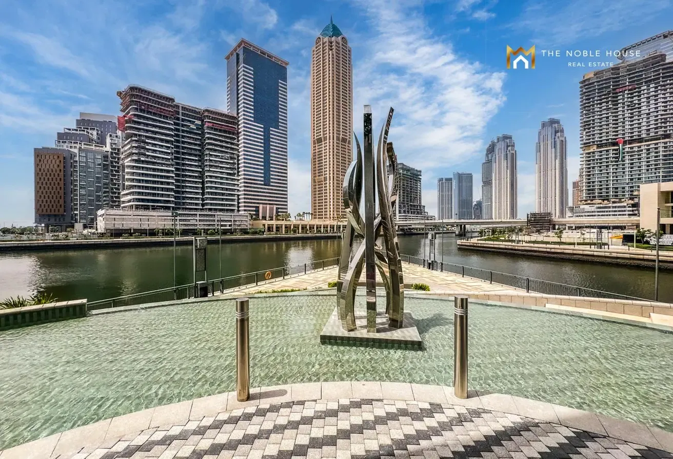 Luxurious 3BR Modern High-Floor Unit