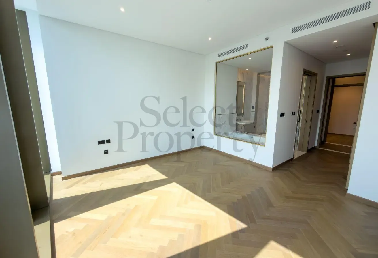 2 Bedroom for Sale in Jumeirah Living Business Bay