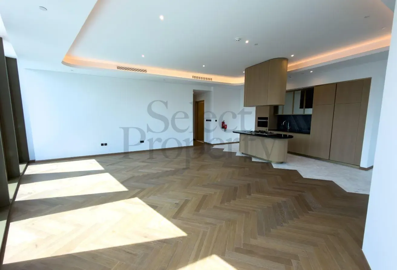 2 Bedroom in Jumeirah Living Business Bay