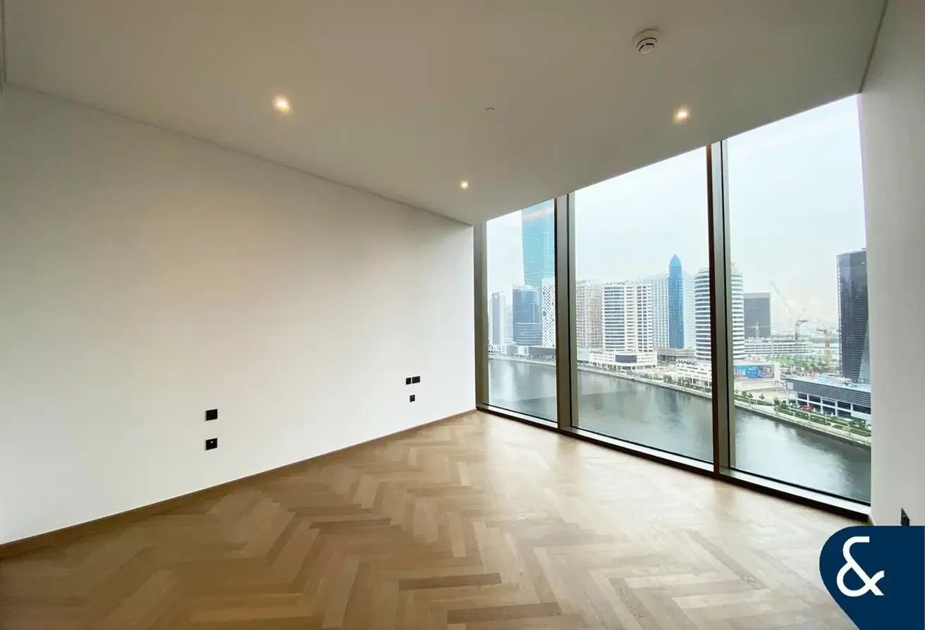 Genuine Resale | Full Canal View | 3 Bedroom