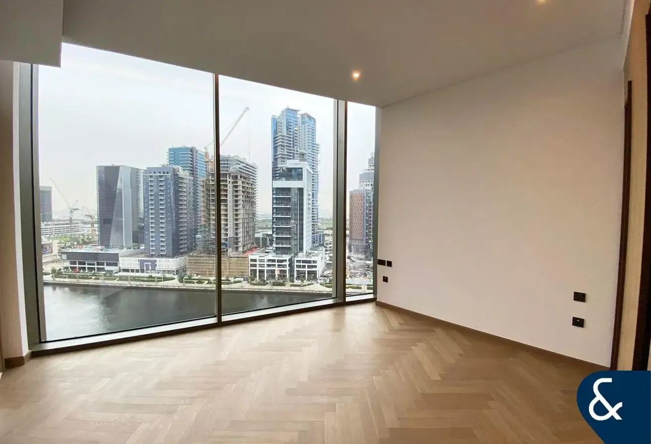 Genuine Resale | Full Canal View | 3 Bedroom