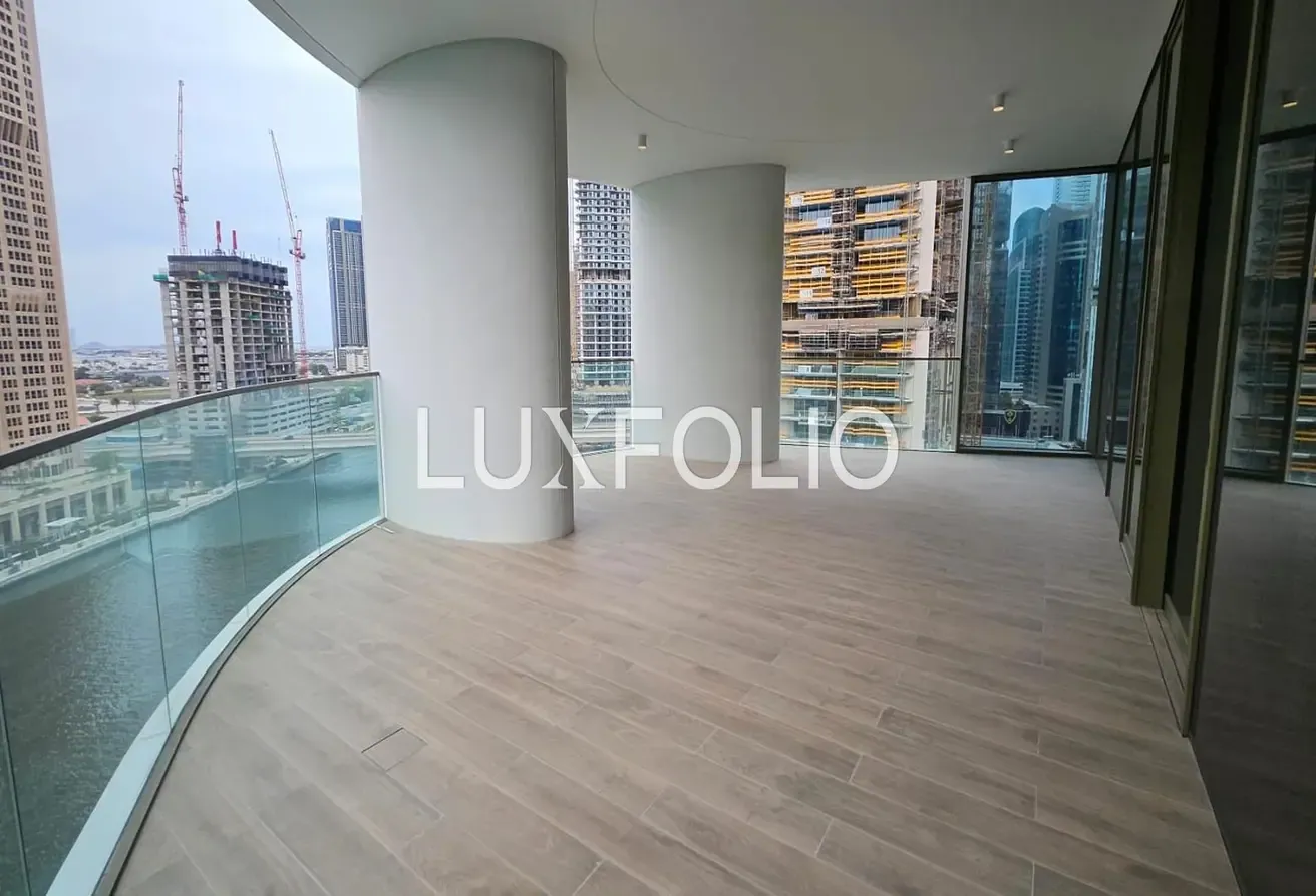 Genuine Resale | Canal View | Corner Unit