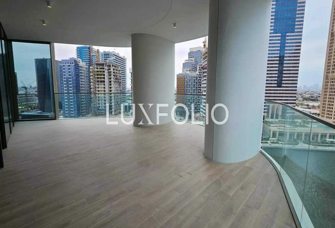 Genuine Resale | Canal View | Corner Unit