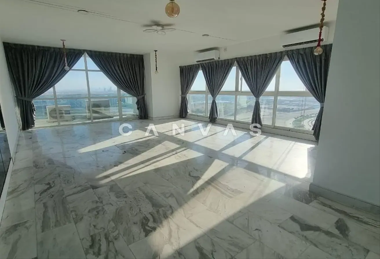 Burj Khalifa and Stable Views | Huge Penthouse