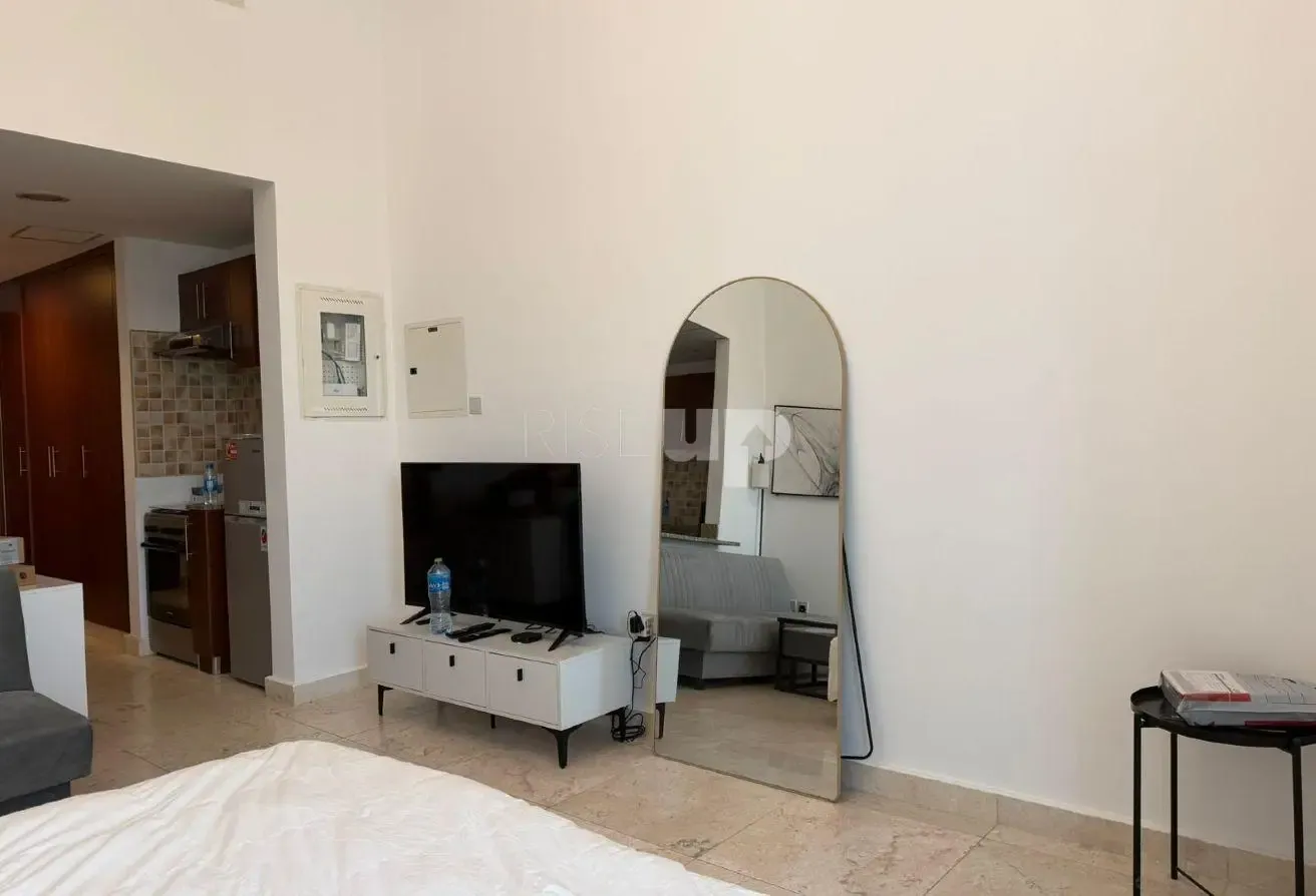Prime Location | Fully Furnished | Genuine Resale