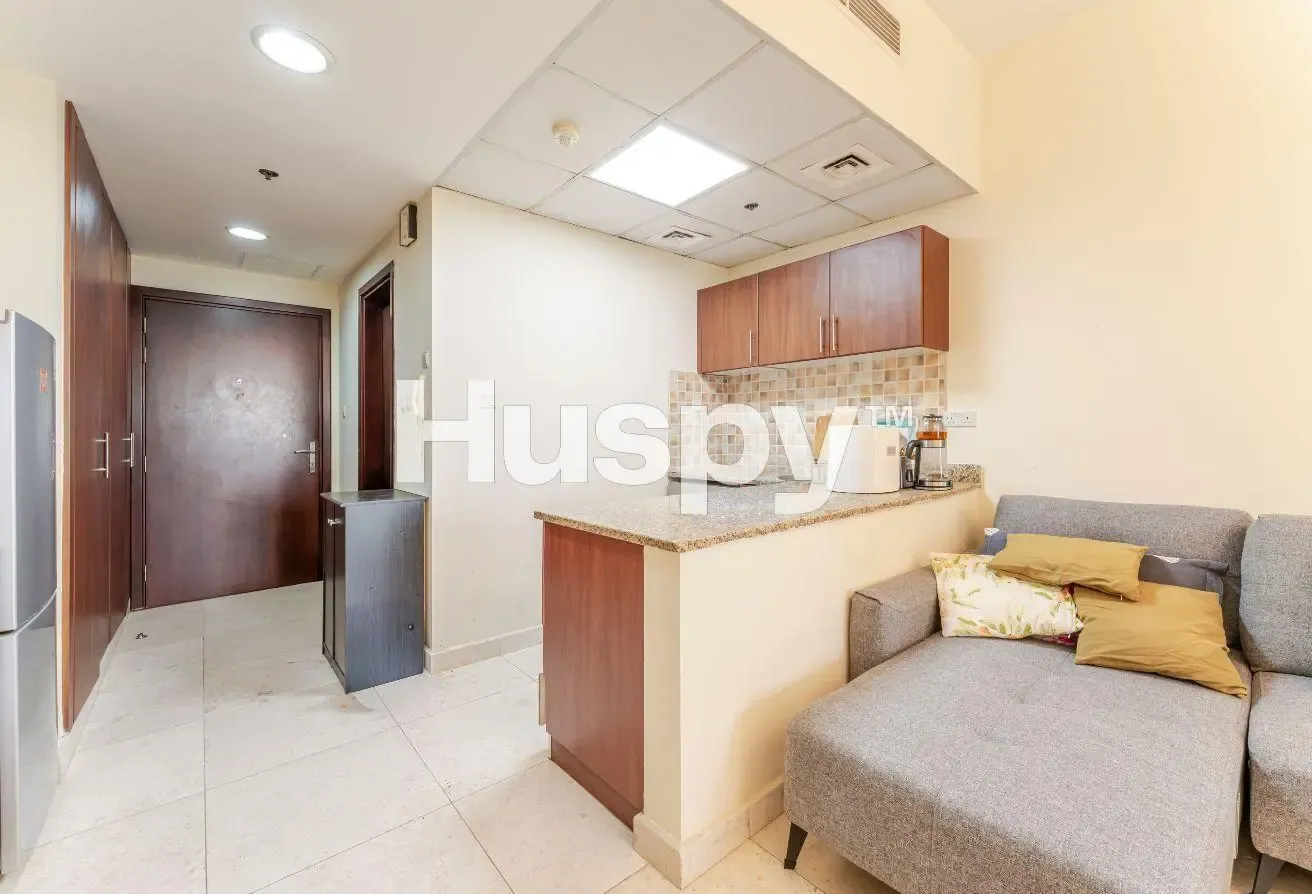Spacious Studio | Community View | Low Floor