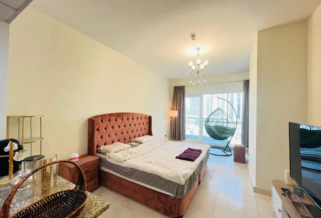 Furnished Studio Apartment in Business Bay