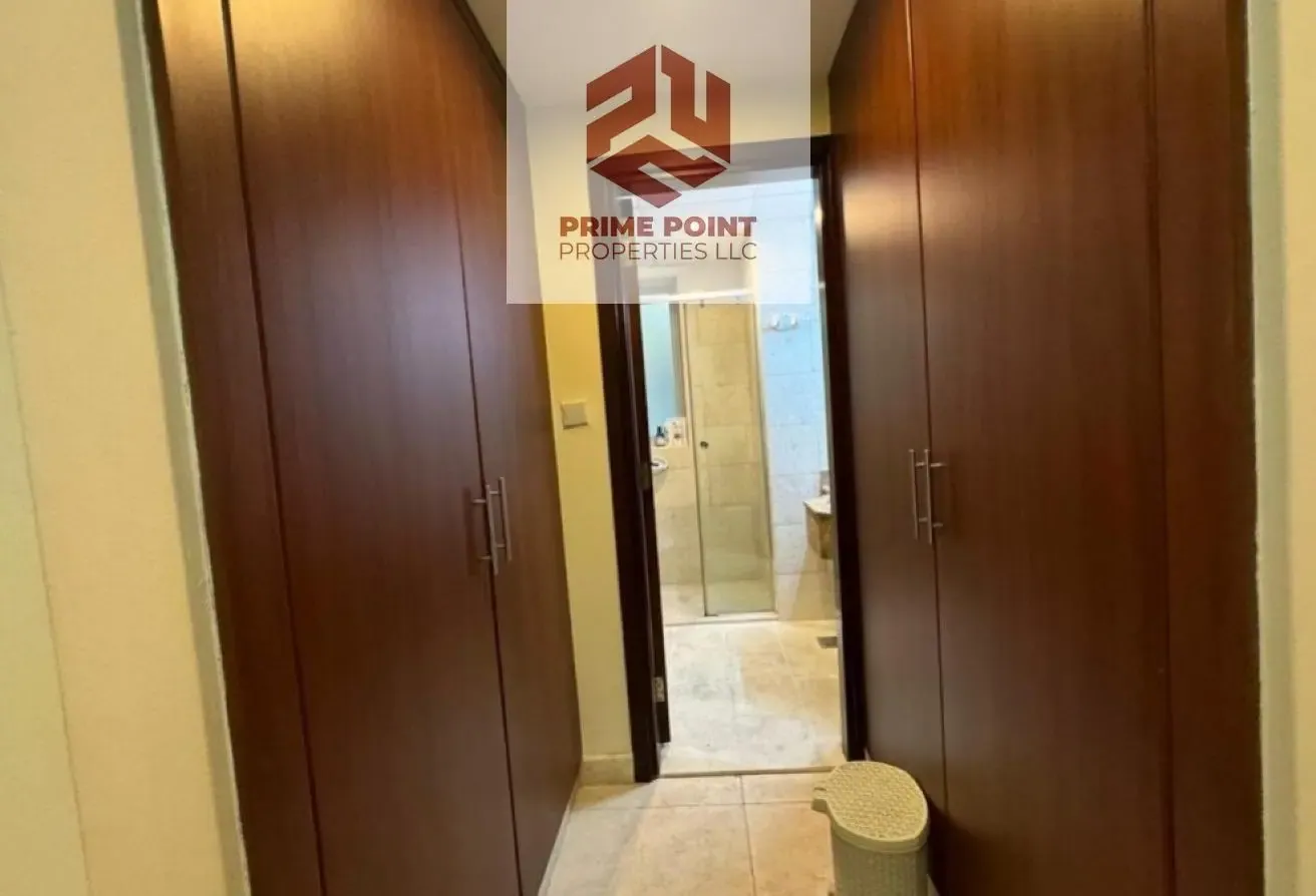 Spacious & Well-Maintained Apartment Close kitchen