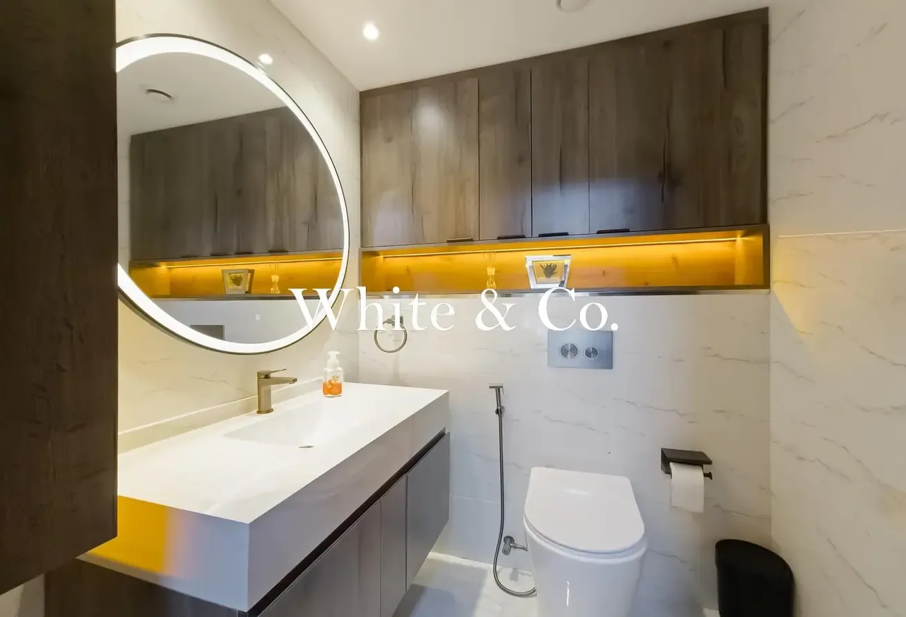 Large Sqft Size | Fully Upgraded | Vacant