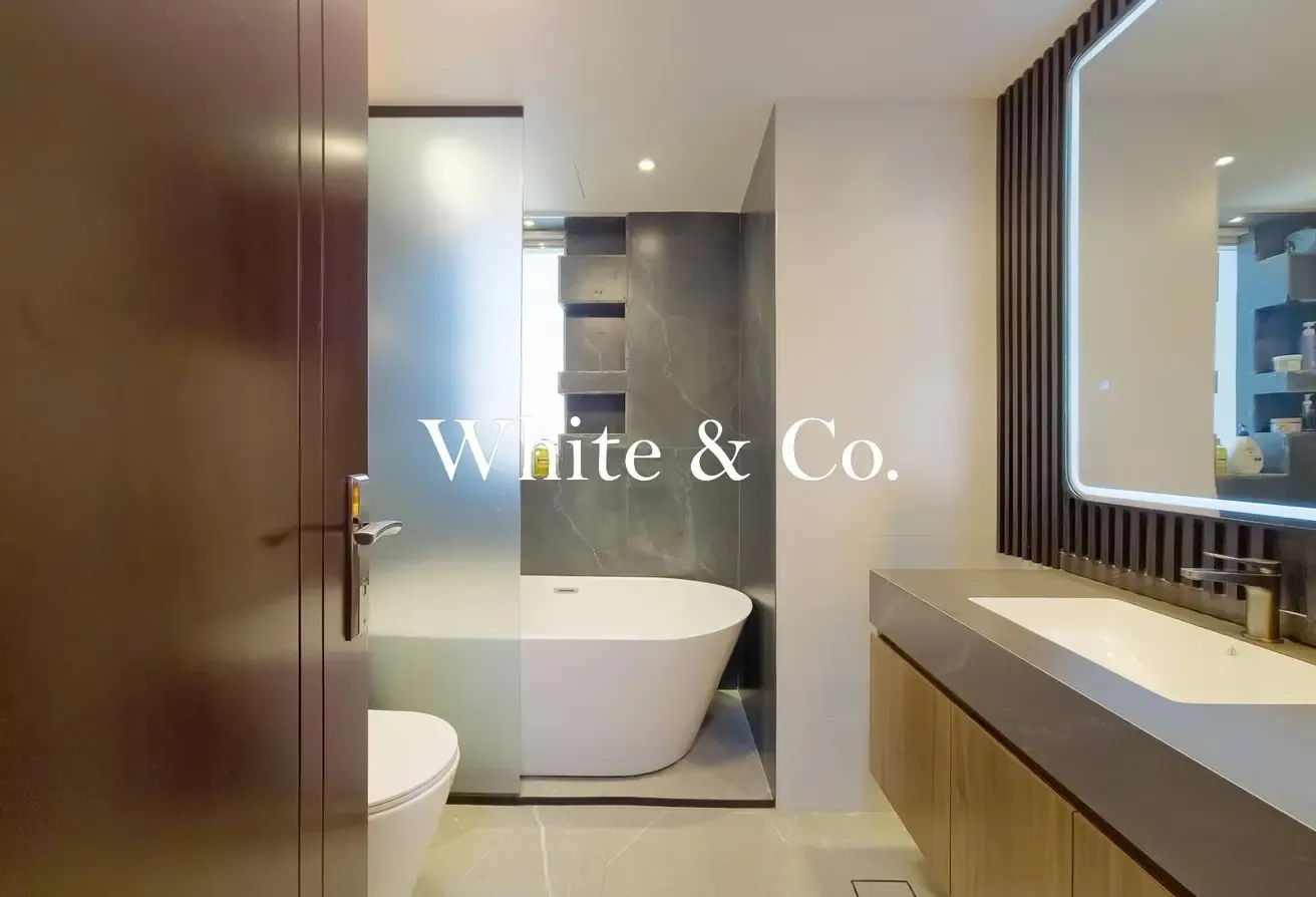 Large Sqft Size | Fully Upgraded | Vacant