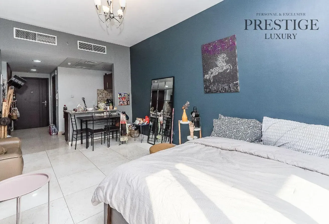 Motivated Seller| Furnished Studio | Investor Deal