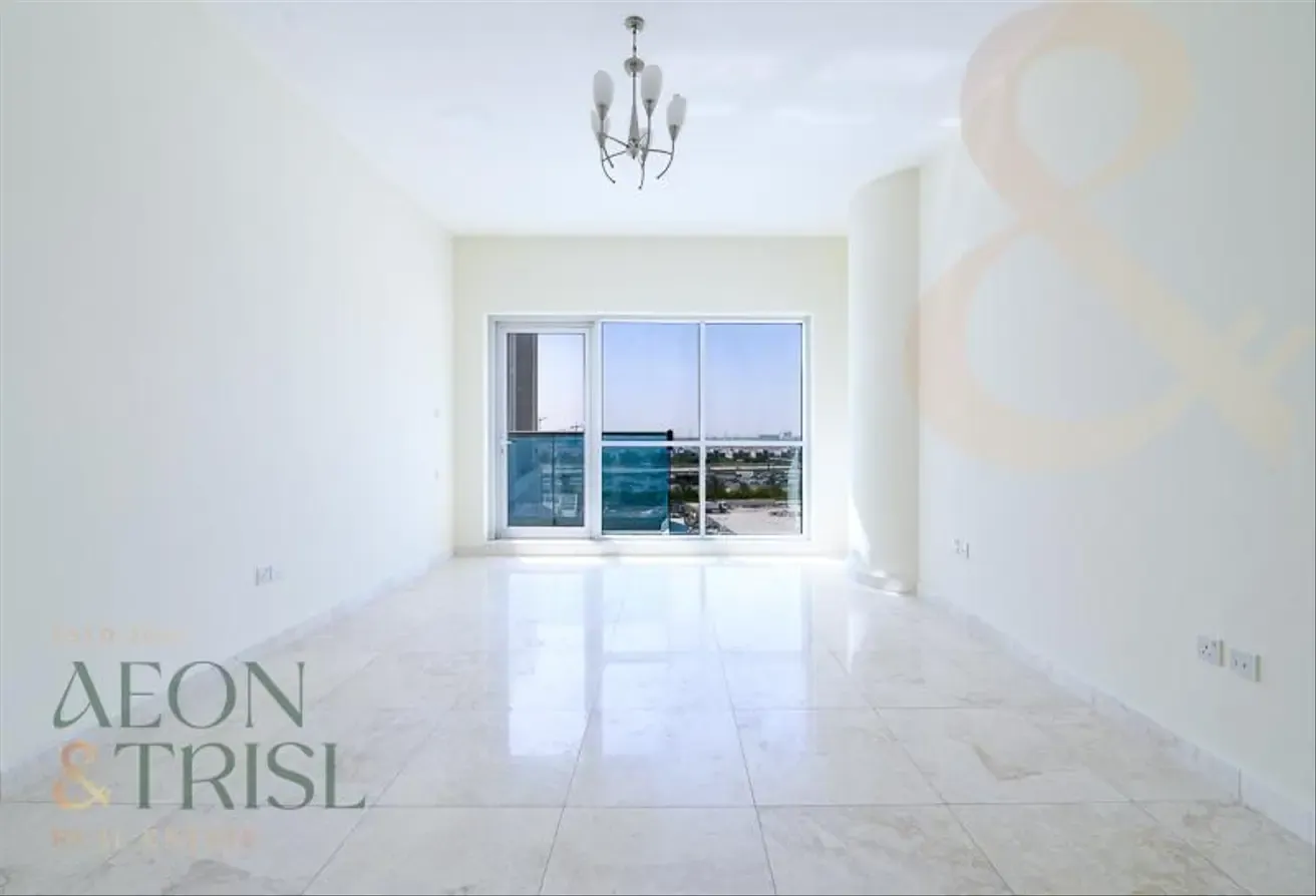 Ready to Move in studio | Prime Location