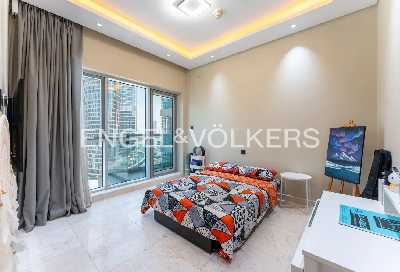 Upgraded | Large Layout | Furnished