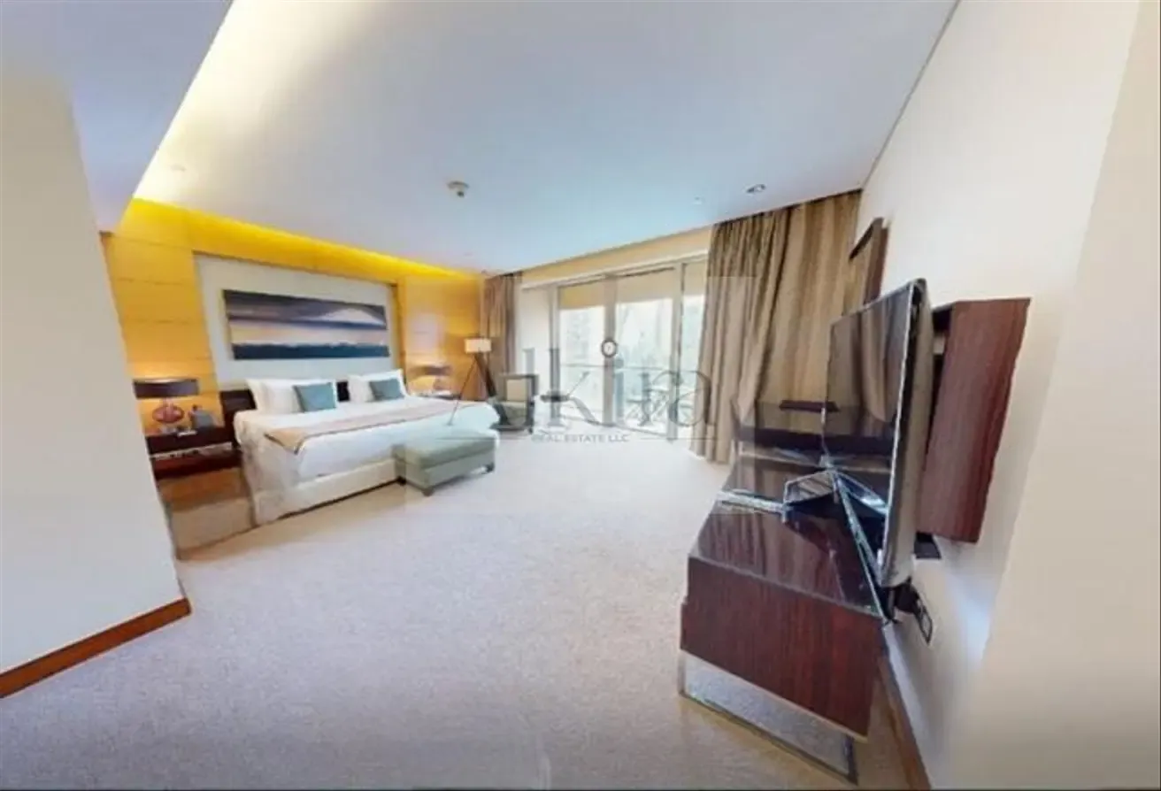 DIRECT MALL ACCESS | BURJ KHALIFA VIEW | VACANT
