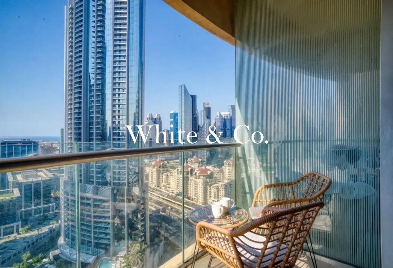 Perfect Location | Upgraded | Luxury Unit