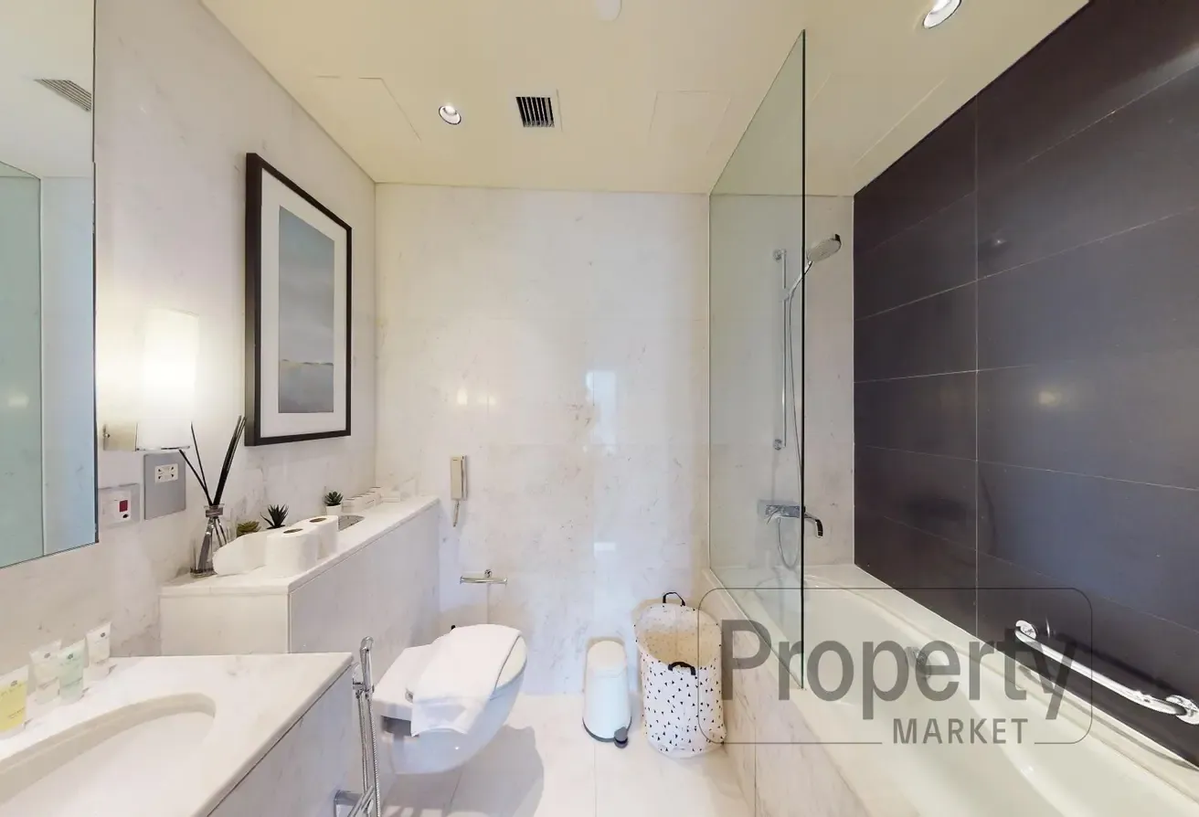 High Floor | Burj Khalifa View | Spacious