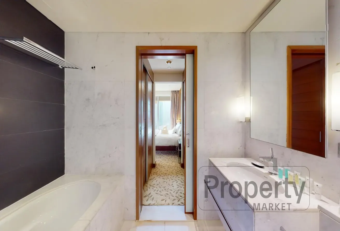 High Floor | Burj Khalifa View | Spacious