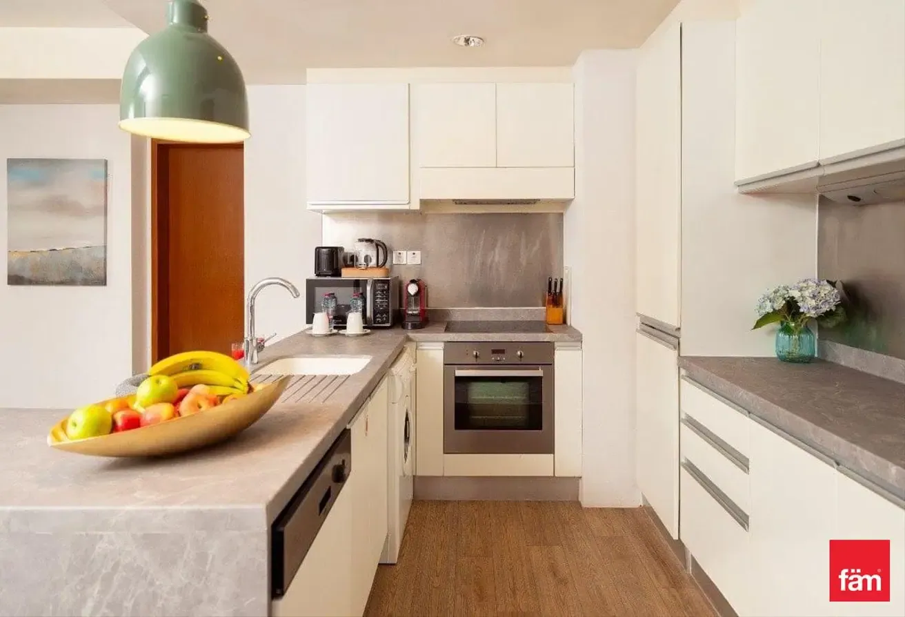 Newly Renovated  | Open view | High Floor| Rented