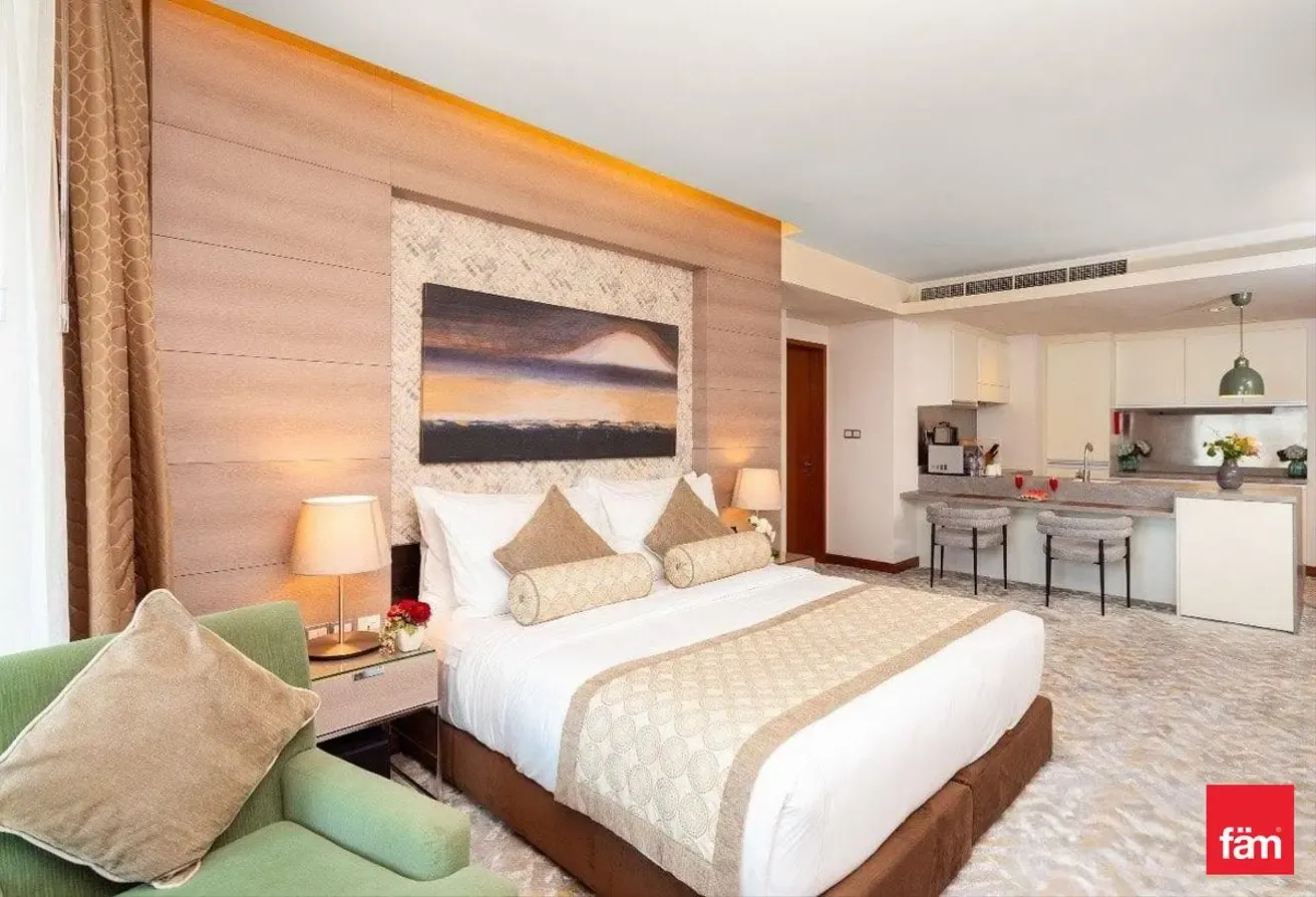 Newly Renovated  | Open view | High Floor| Rented