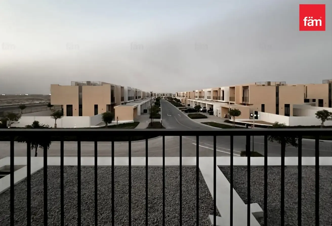 Single Row | End Unit | Open View