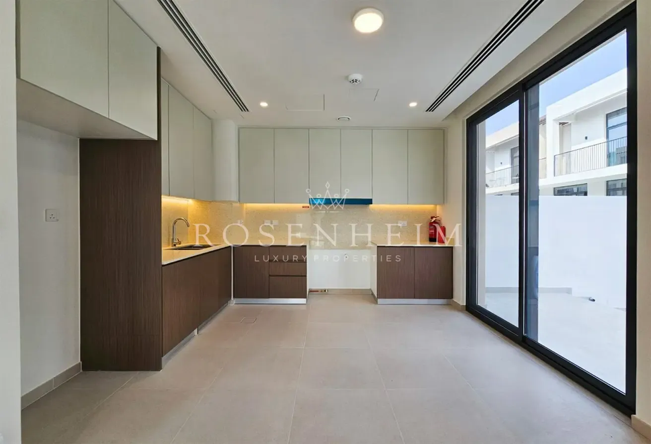 Corner Unit  | Private Pool | Big Plot | Motivated
