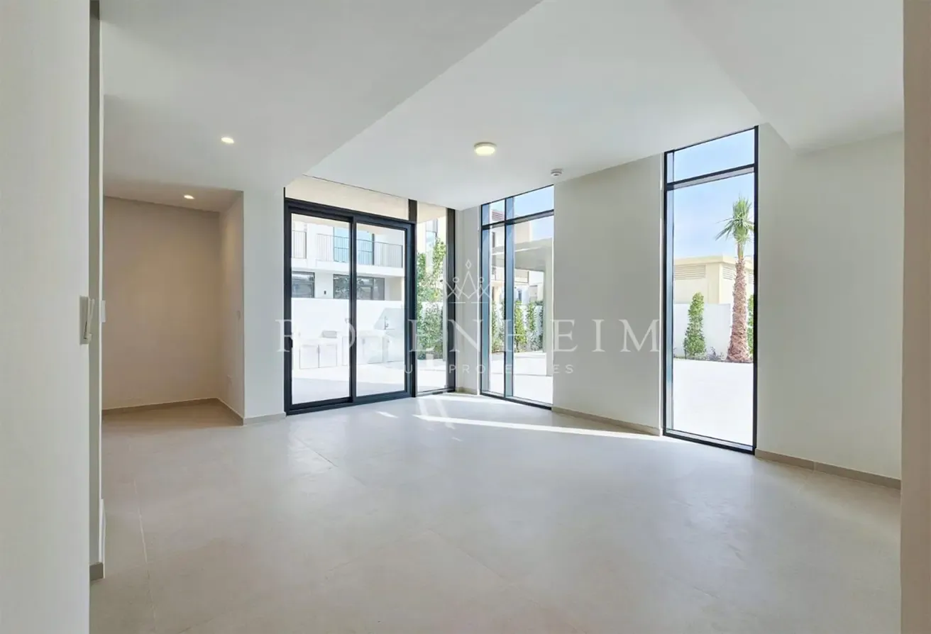 Corner Unit  | Private Pool | Big Plot | Motivated