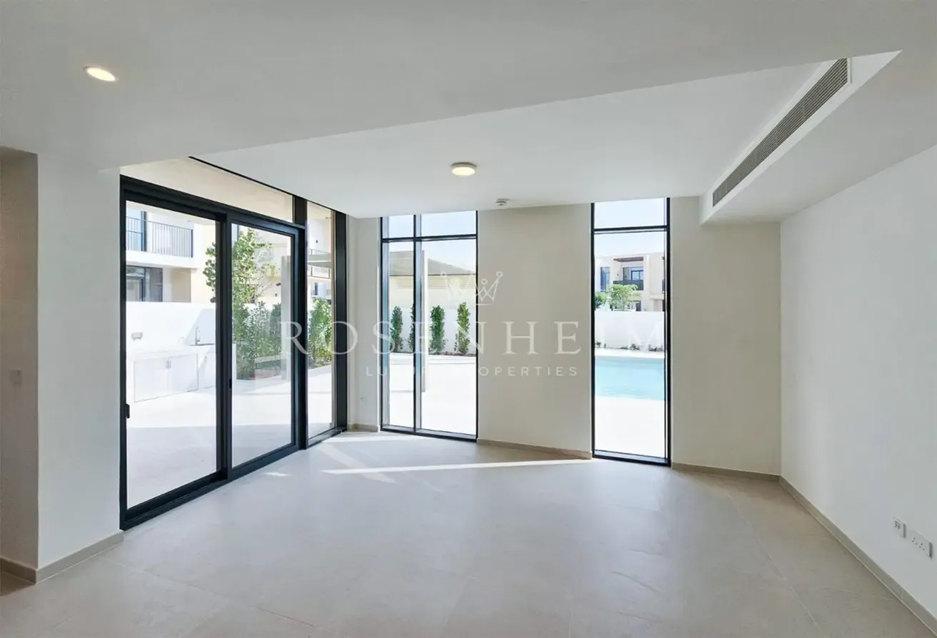 Corner Unit  | Private Pool | Big Plot | Motivated