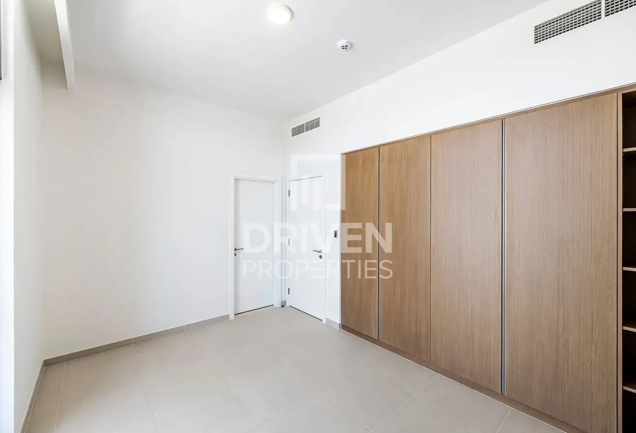 Multiple Options | Single Row | Tranquil Living