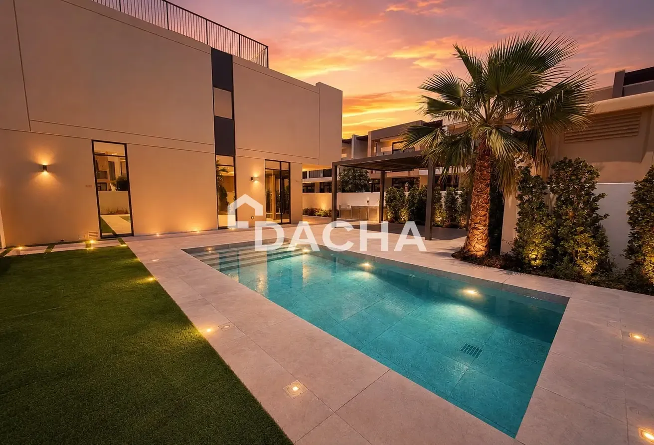 Corner Plot | Brand New | Private Pool