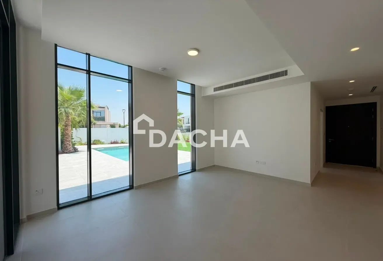 Corner Plot | Brand New | Private Pool