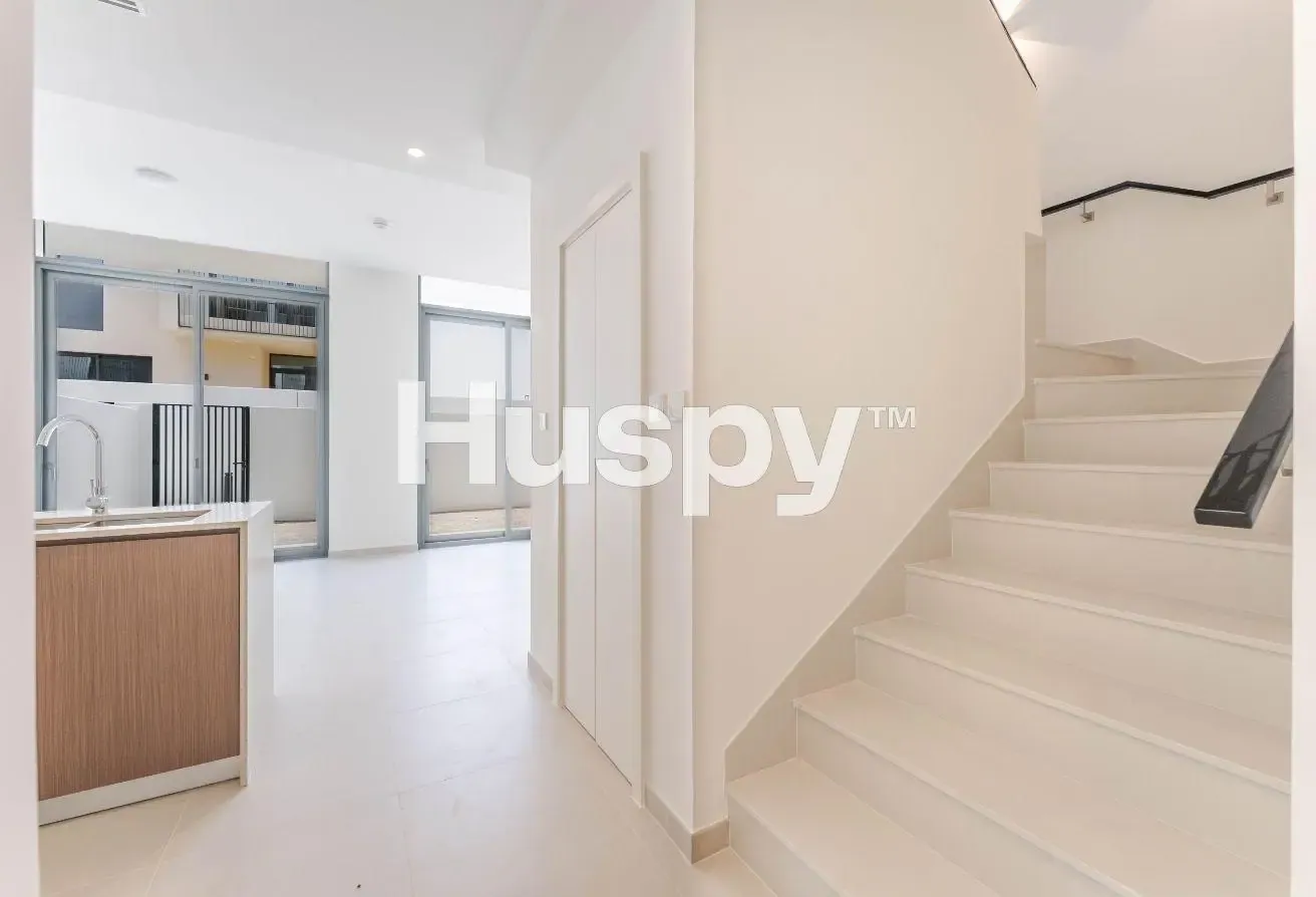 Near Amenities | Landscaped | Vacant On transfer