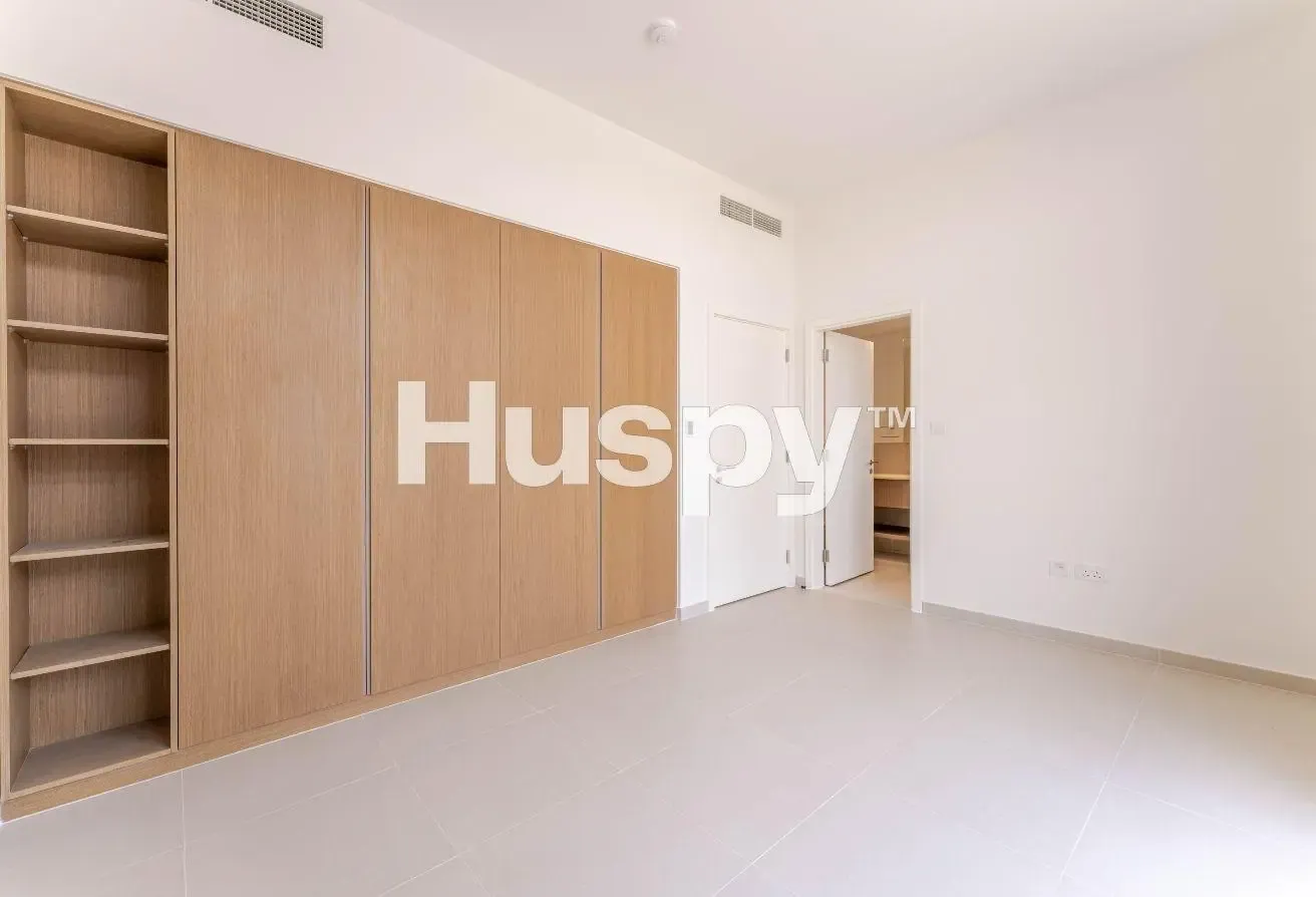 Near Amenities | Landscaped | Vacant On transfer