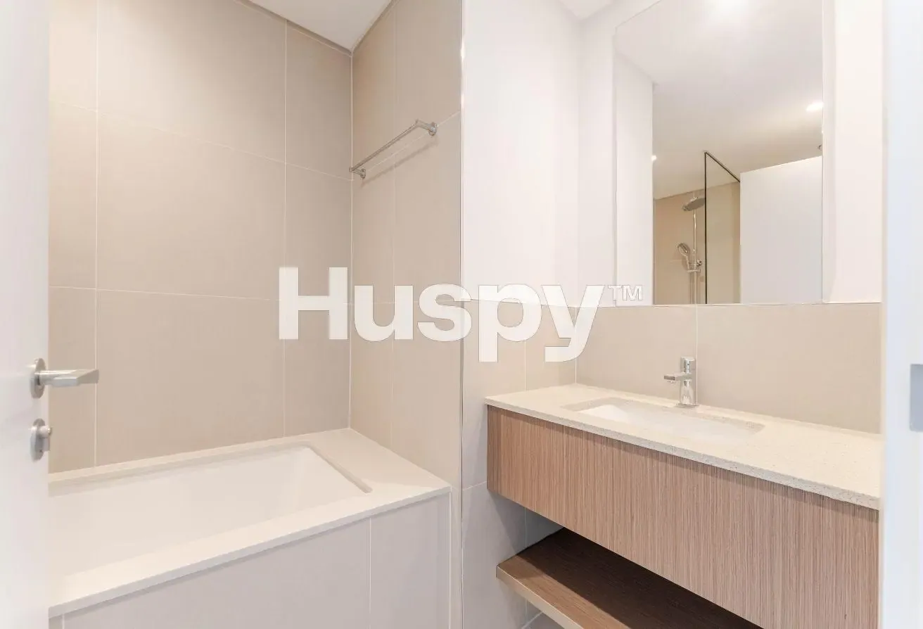Near Amenities | Landscaped | Vacant On transfer