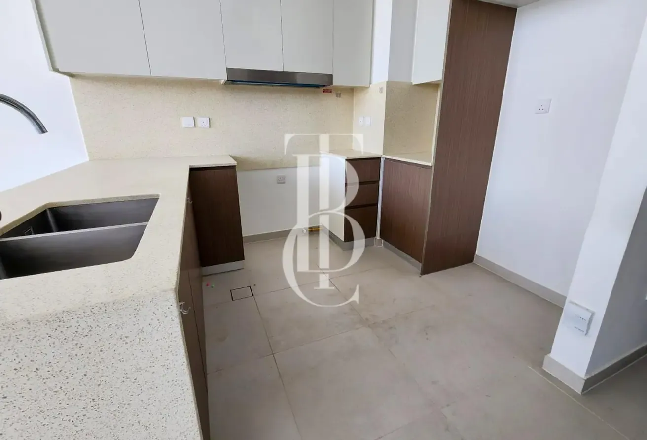 Investor Deal | Single Row | Spacious Layout