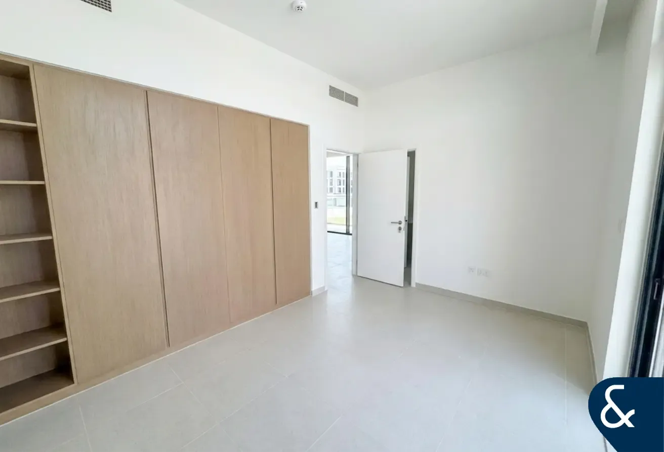 Single Row | High rent | Exclusive | 3 Beds
