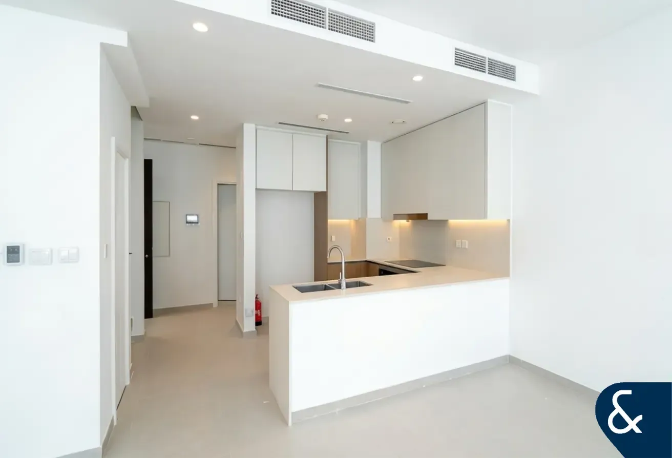 Single Row | High rent | Exclusive | 3 Beds