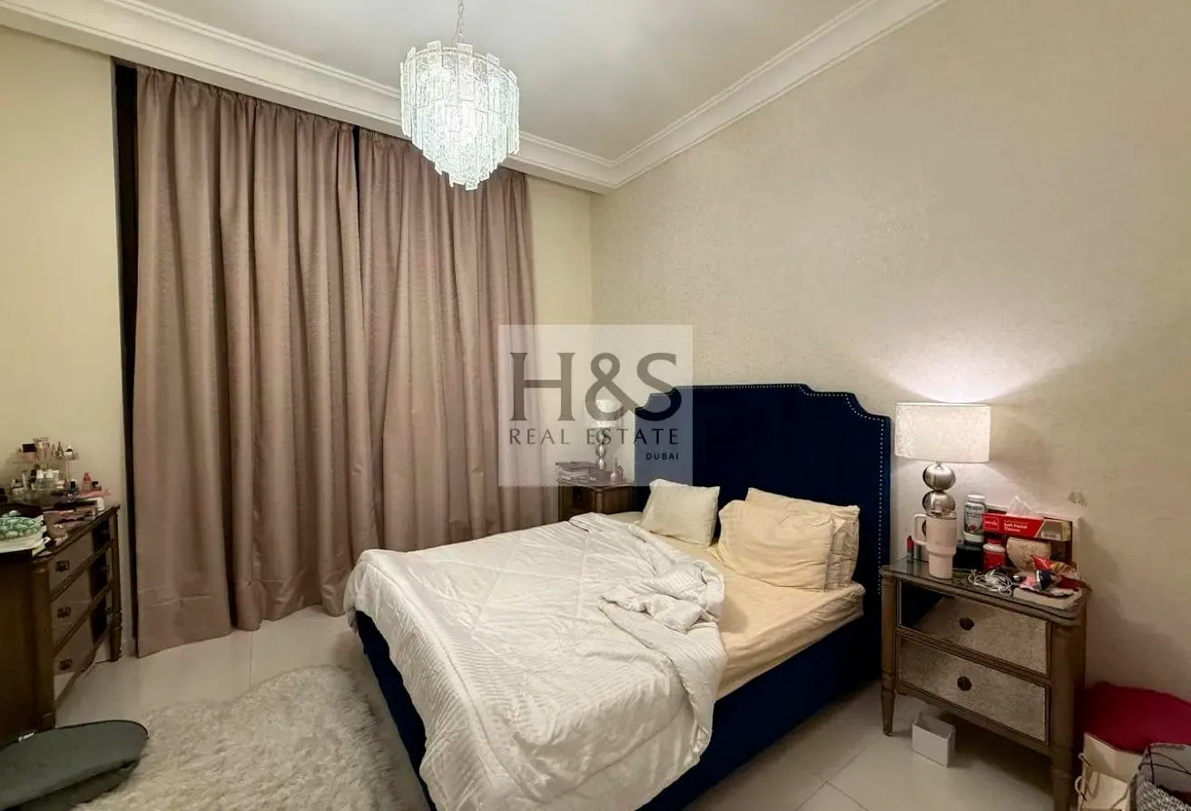 Green Garden View |3BR Villa | Prime Location
