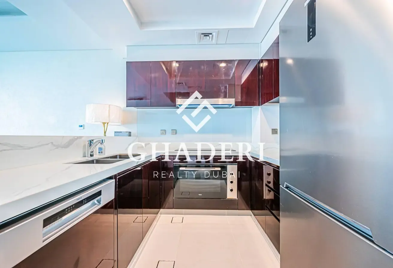 Never Lived in | Beverly Hills Style | Big Storage
