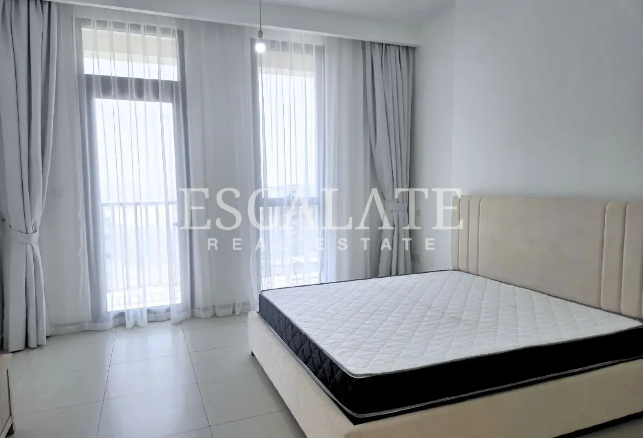 Vacant | Furnished | High Floor | Amenity View