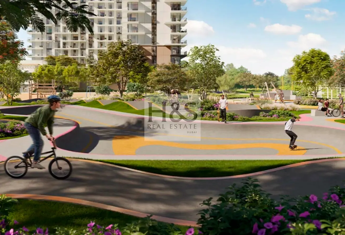 2BED | Park and Skyline View | Selling at OP