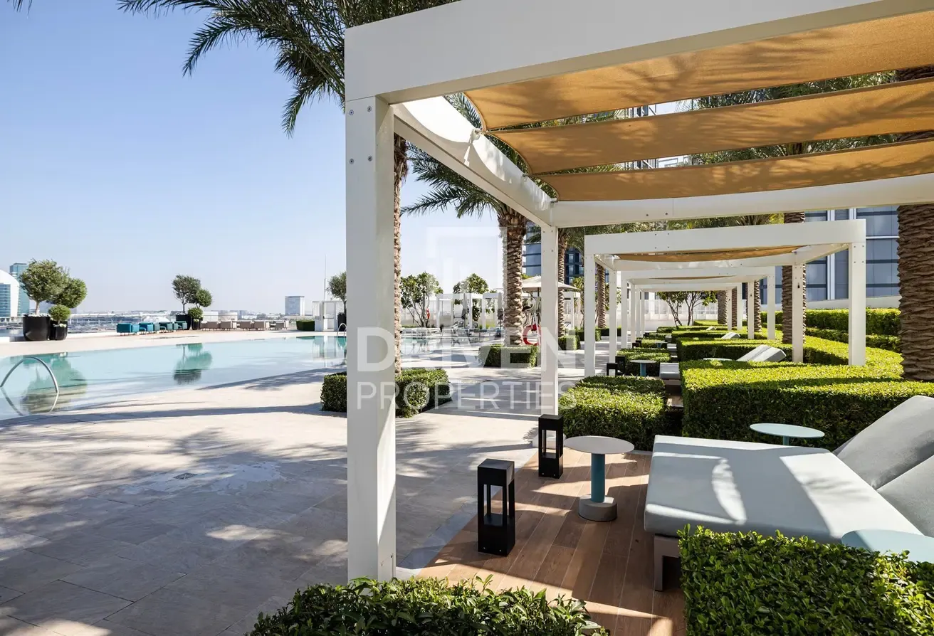 Burj Khalifa and Creek Views | High Floor | Vacant