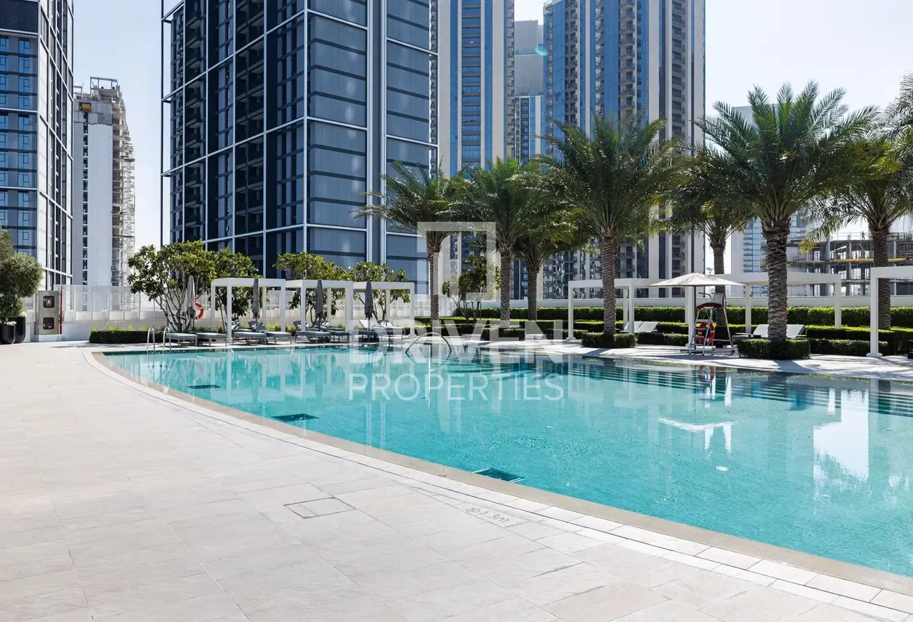 Burj Khalifa and Creek Views | High Floor | Vacant